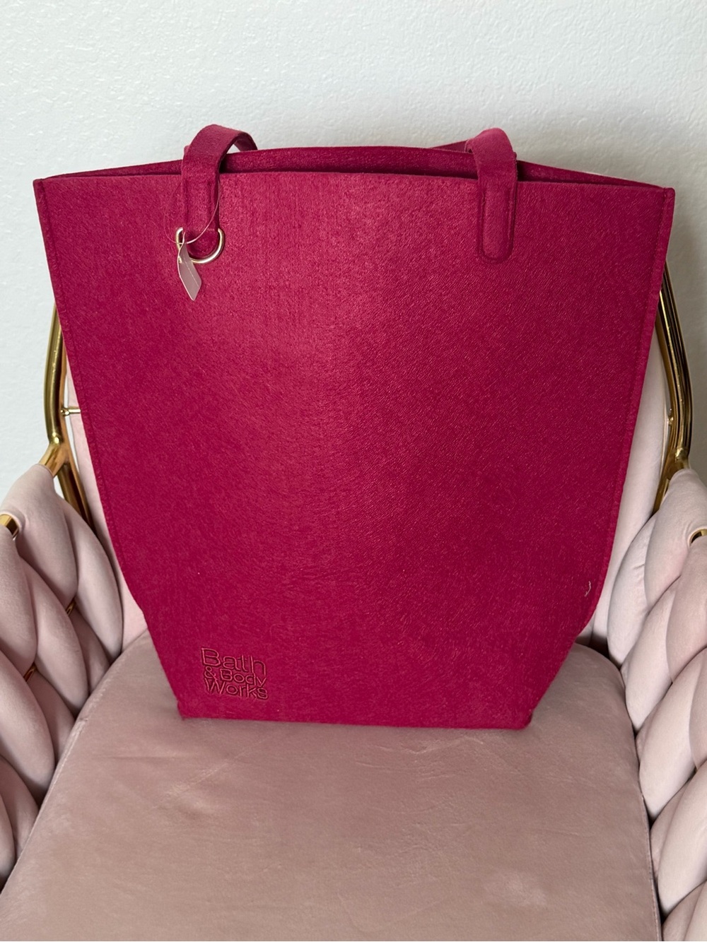 NWT Bath & Body Works Deep Pink Felt Tote - Picture 2 of 16
